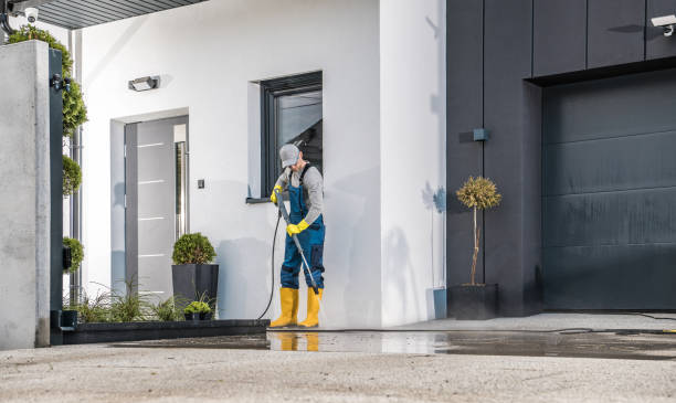 Best Pool Deck Cleaning  in East Kapolei, HI